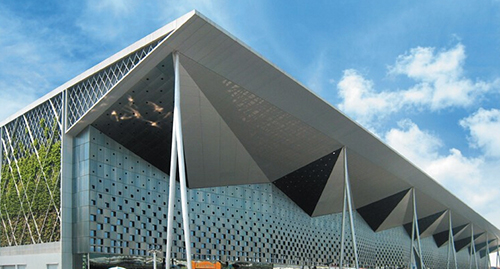 公司承接上?，F(xiàn)代哈森（商丘）藥業(yè)有限公司成品庫網(wǎng)架